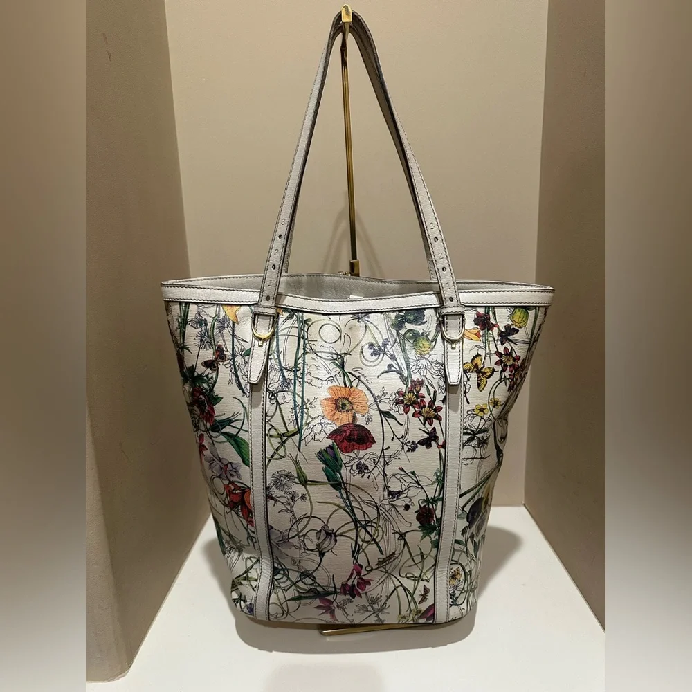 Gucci Flora Infinity Medium Tote Off
White - Picture 5 of 16